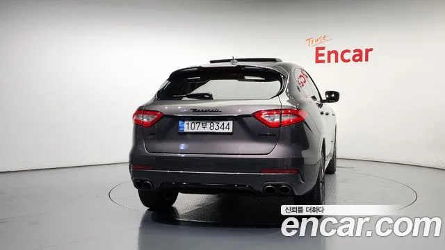 Maserati Levante 2018 Серый из Кореи, фото 5