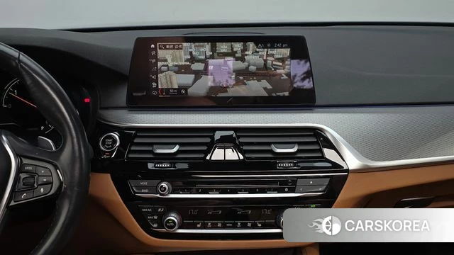 BMW 5 Series (G30) 2018 Серый из Кореи, фото 5