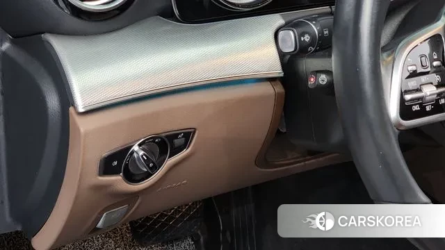 Mercedes-Benz E-Class W213 2020 Серебряный из Кореи, фото 5