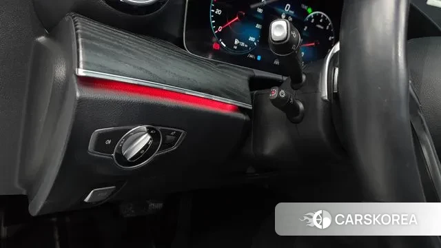 Mercedes-Benz E-Class W213 2022 Белый из Кореи, фото 5