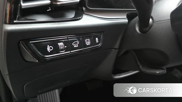 Kia Di Ol Nu Niro 2025 Белый из Кореи, фото 5