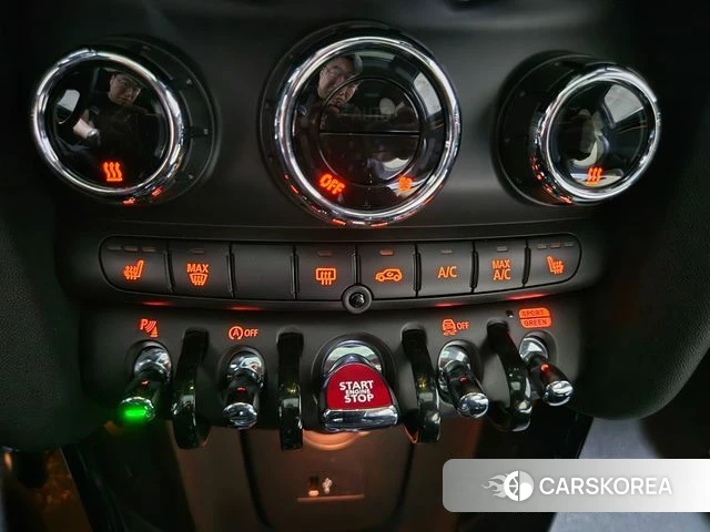Mini Cooper 2023 Черный из Кореи, фото 5