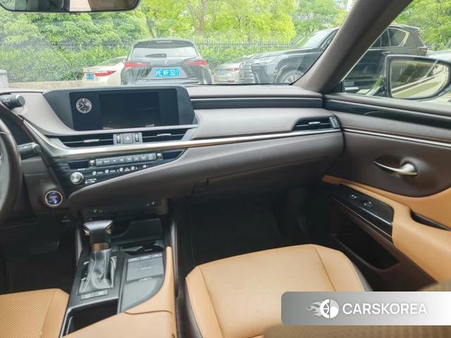 Lexus ES 2021 Зеленый из Китая, фото 5
