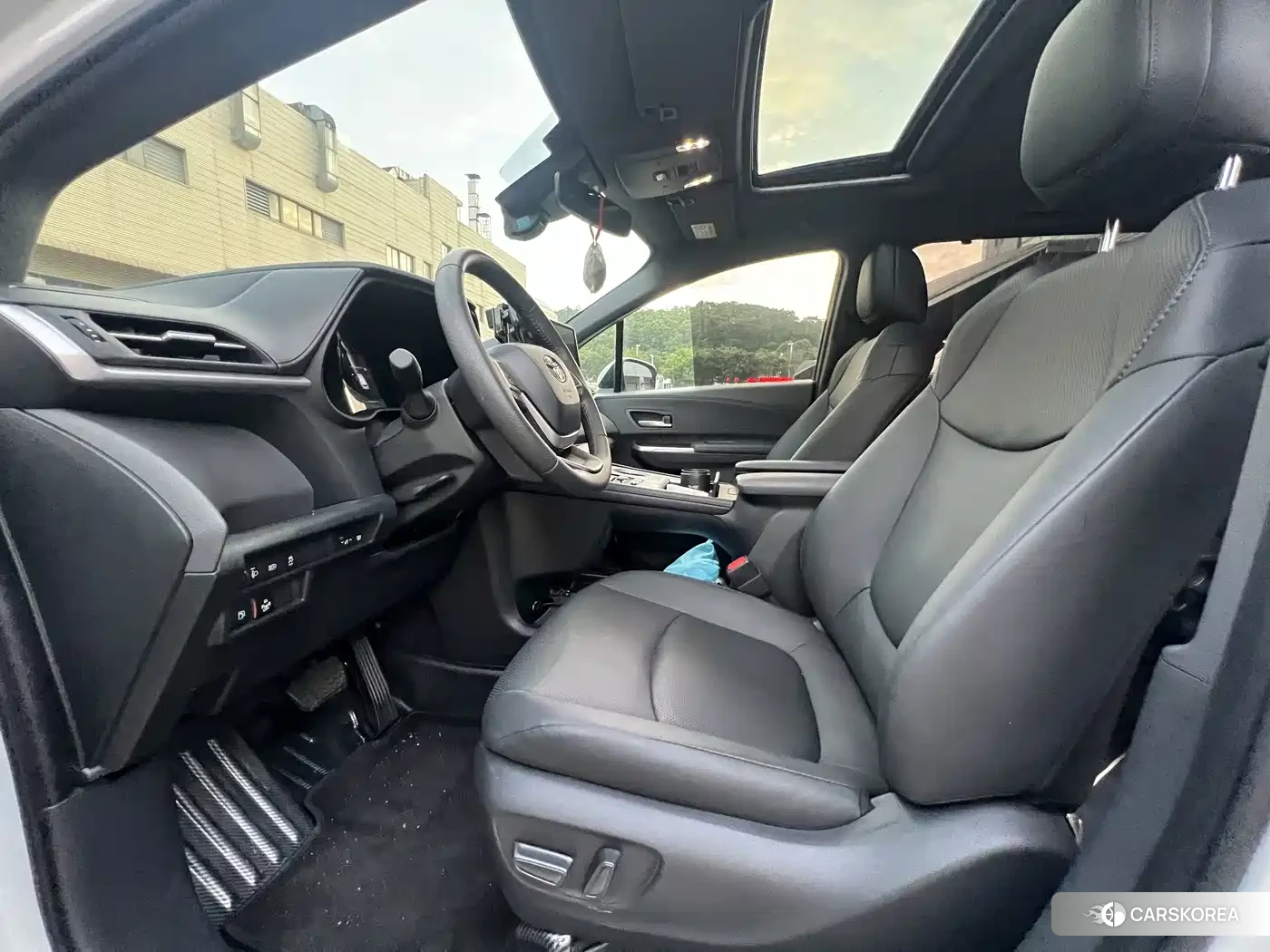 Toyota Sienna 2025 Белый из Китая, фото 5