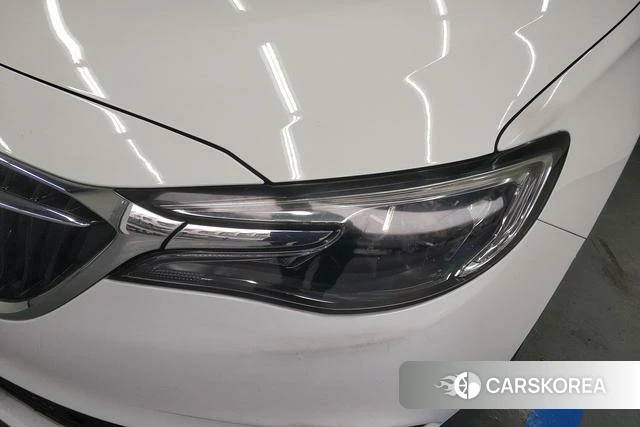 Buick Yinglang 2019 Белый из Китая, фото 5