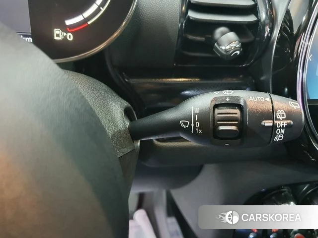 Mini Cooper S Clubman 2023 Оранжевый из Кореи, фото 5