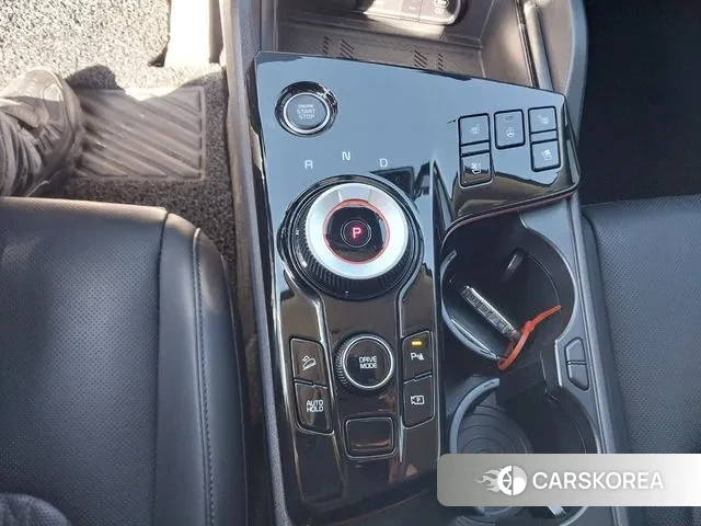 Kia Sportage 5th Generation Hybrid 2022 Серебристо-серый из Кореи, фото 5