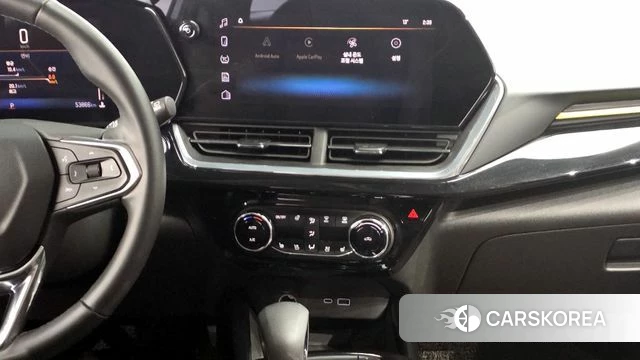 Chevrolet (GM Daewoo) Trax Crossover 2023 Белый из Кореи, фото 5