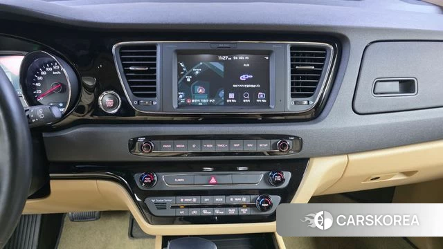 Kia The New Carnival 2019 Черный из Кореи, фото 5