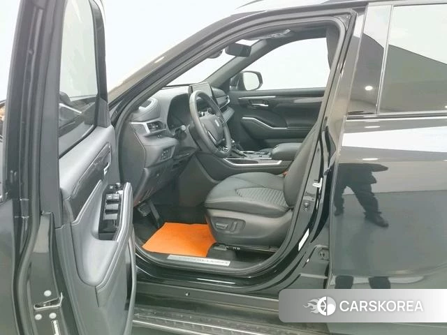 Toyota Crown Lufang 2022 Черный из Китая, фото 5