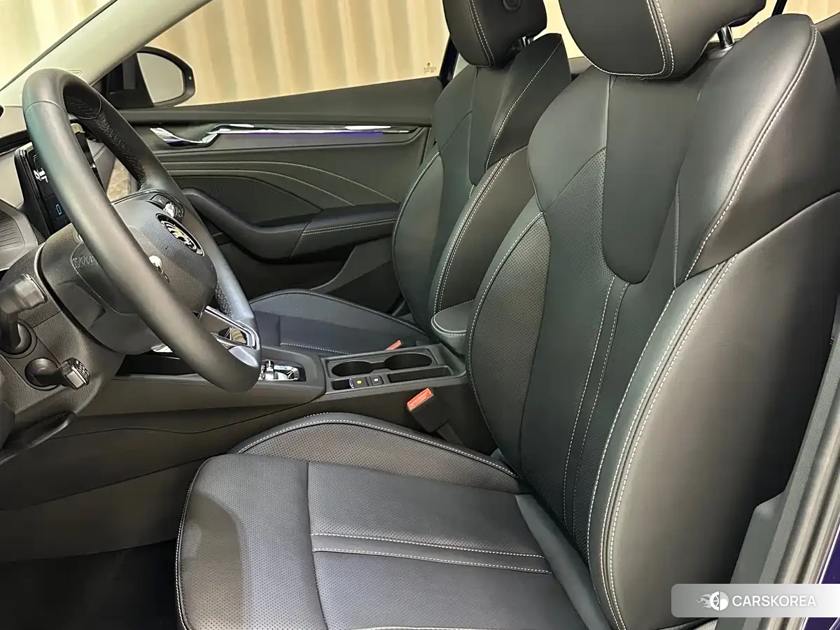 Skoda Octavia 2023 Синий из Китая, фото 5