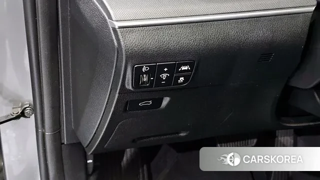 Kia K5 3rd generation 2021 Серебристо-серый из Кореи, фото 5