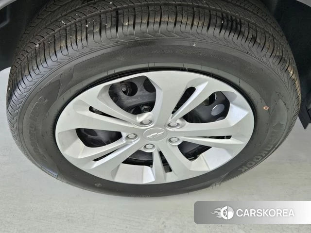 Chevrolet (GM Daewoo) Trax Crossover 2025 Белый из Кореи, фото 5