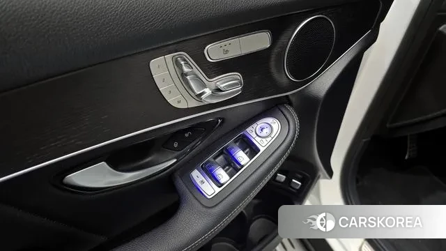 Mercedes-Benz GLC-Class X253 2020 Белый из Кореи, фото 5