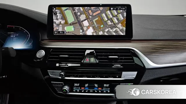 BMW 5 Series (G30) 2021 Черный из Кореи, фото 5