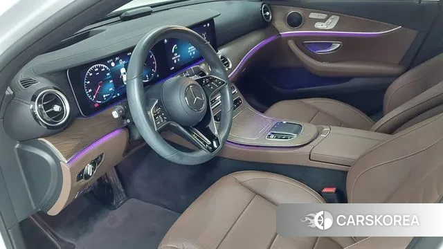 Mercedes-Benz E-Class W213 2022 Белый из Кореи, фото 5