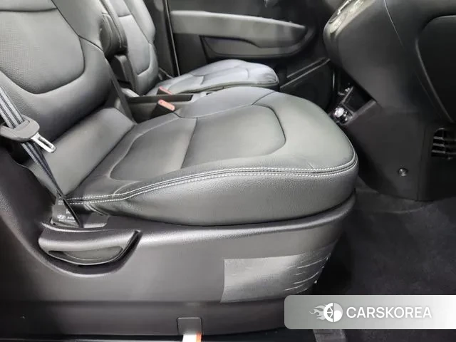 Kia The New Kia Ray 2024 Белый из Кореи, фото 5