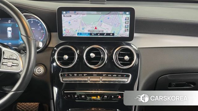 Mercedes-Benz GLC-Class X253 2022 Белый из Кореи, фото 5