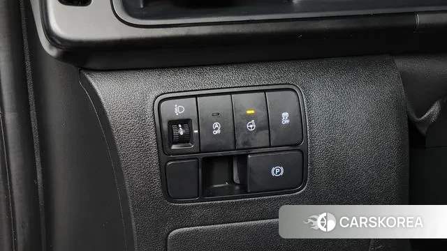 Hyundai Staria 2023 Белый из Кореи, фото 5