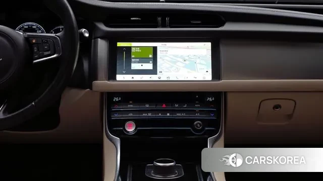 Jaguar XF (X260) 2018 Белый из Кореи, фото 5