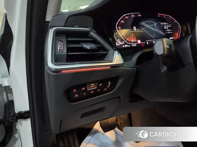 BMW 3 Series (G20) 2019 Белый из Кореи, фото 5