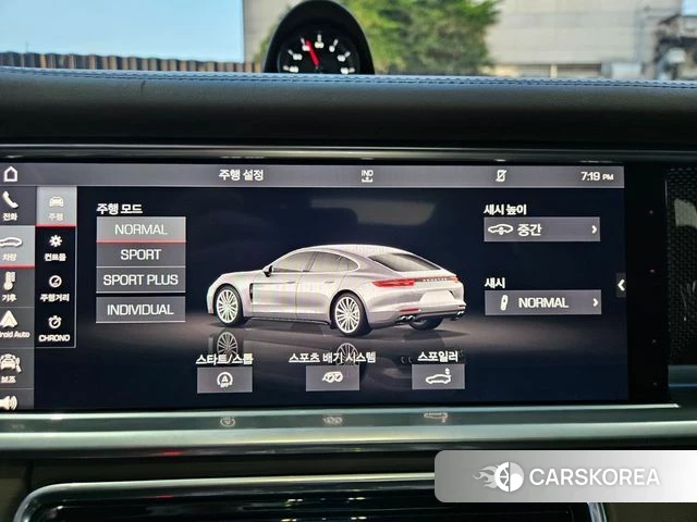 Porsche Panamera (971) 2018 Черный из Кореи, фото 5