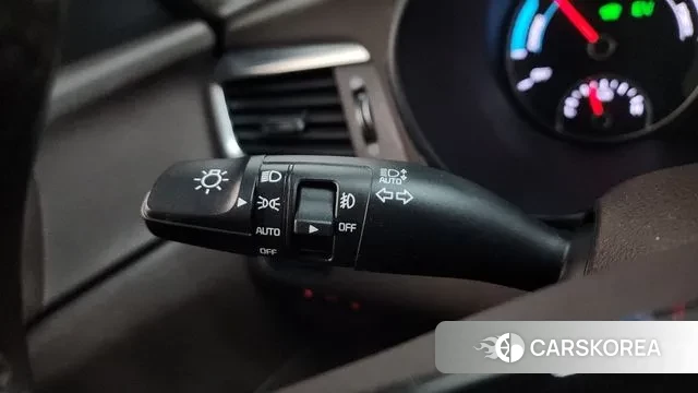 Kia The New K5 Hybrid 2nd generation 2018 Белый из Кореи, фото 5