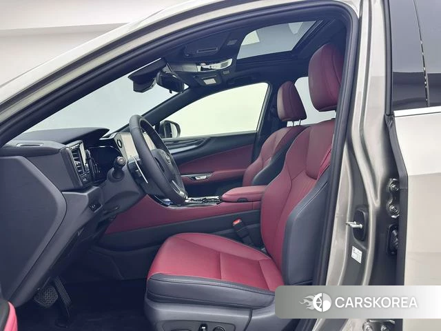 Lexus NX 2025 Темно-серый из Китая, фото 5