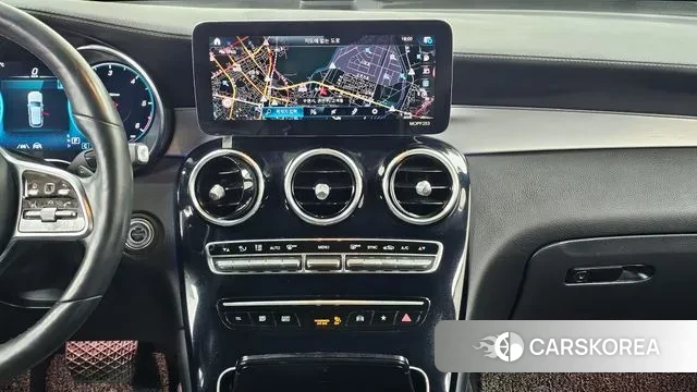 Mercedes-Benz GLC-Class X253 2021 Белый из Кореи, фото 5