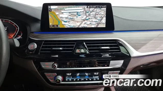 BMW 5 Series (G30) 2020 Белый из Кореи, фото 5