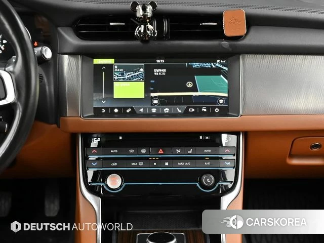 Jaguar XF (X260) 2018 Белый из Кореи, фото 5