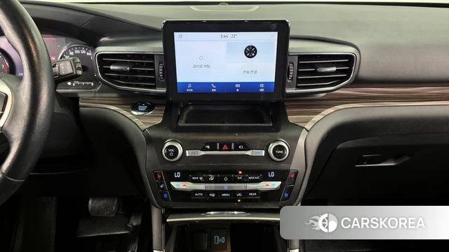 Ford Explorer 6th Generation 2020 Белый из Кореи, фото 5