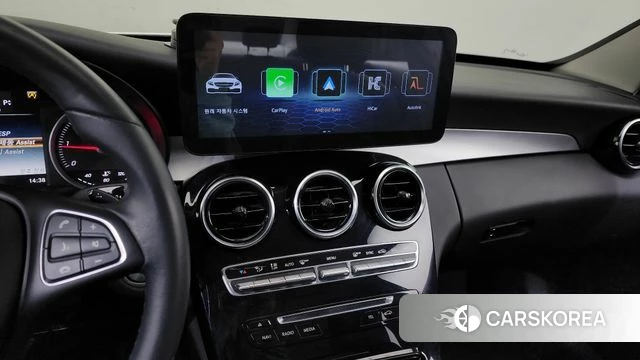 Mercedes-Benz C-Class W205 2018 Белый из Кореи, фото 5