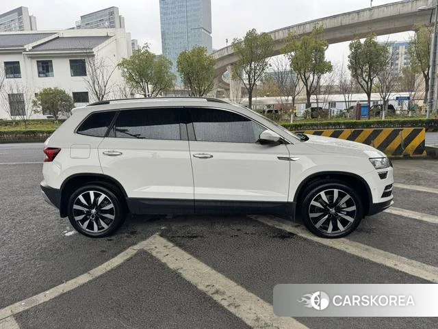 Skoda Krok 2021 Белый из Китая, фото 5