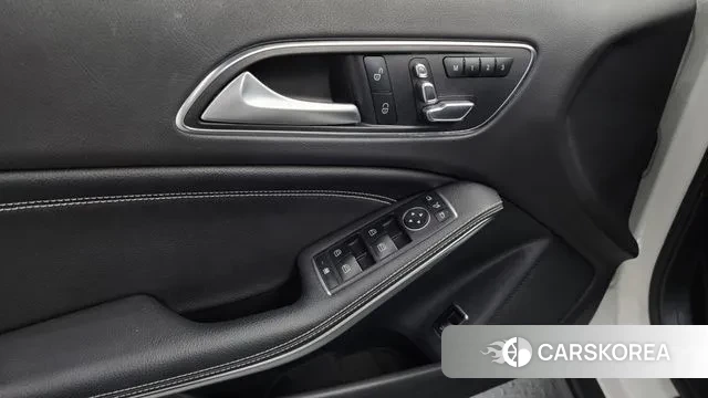 Mercedes-Benz GLA-Class X156 2018 Белый из Кореи, фото 5