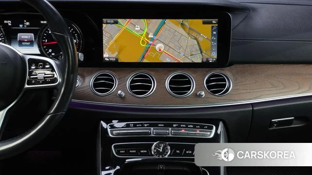 Mercedes-Benz E-Class W213 2019 Черный из Кореи, фото 5