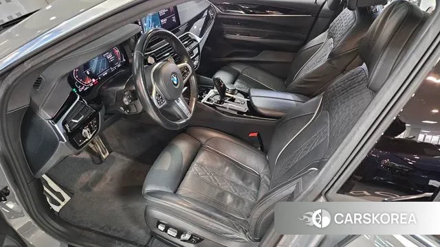 BMW 6 Series GT (G32) 2021 Серебристо-серый из Кореи, фото 5