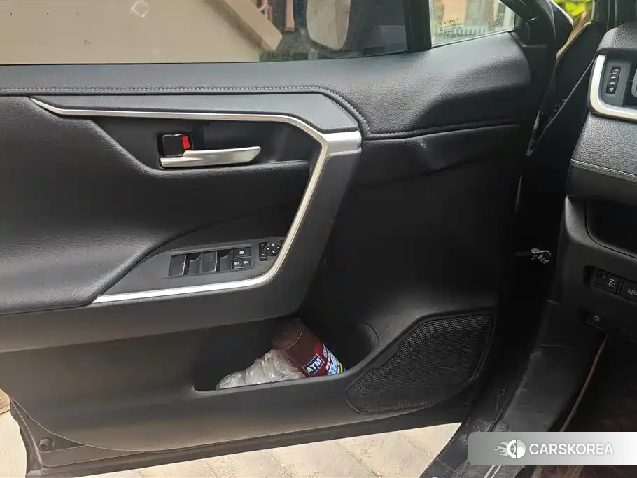 Toyota Wildlander 2022 Черный из Китая, фото 5