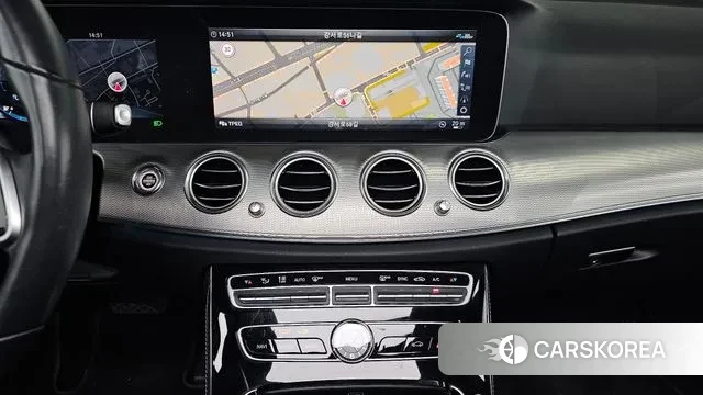 Mercedes-Benz E-Class W213 2020 Черный из Кореи, фото 5