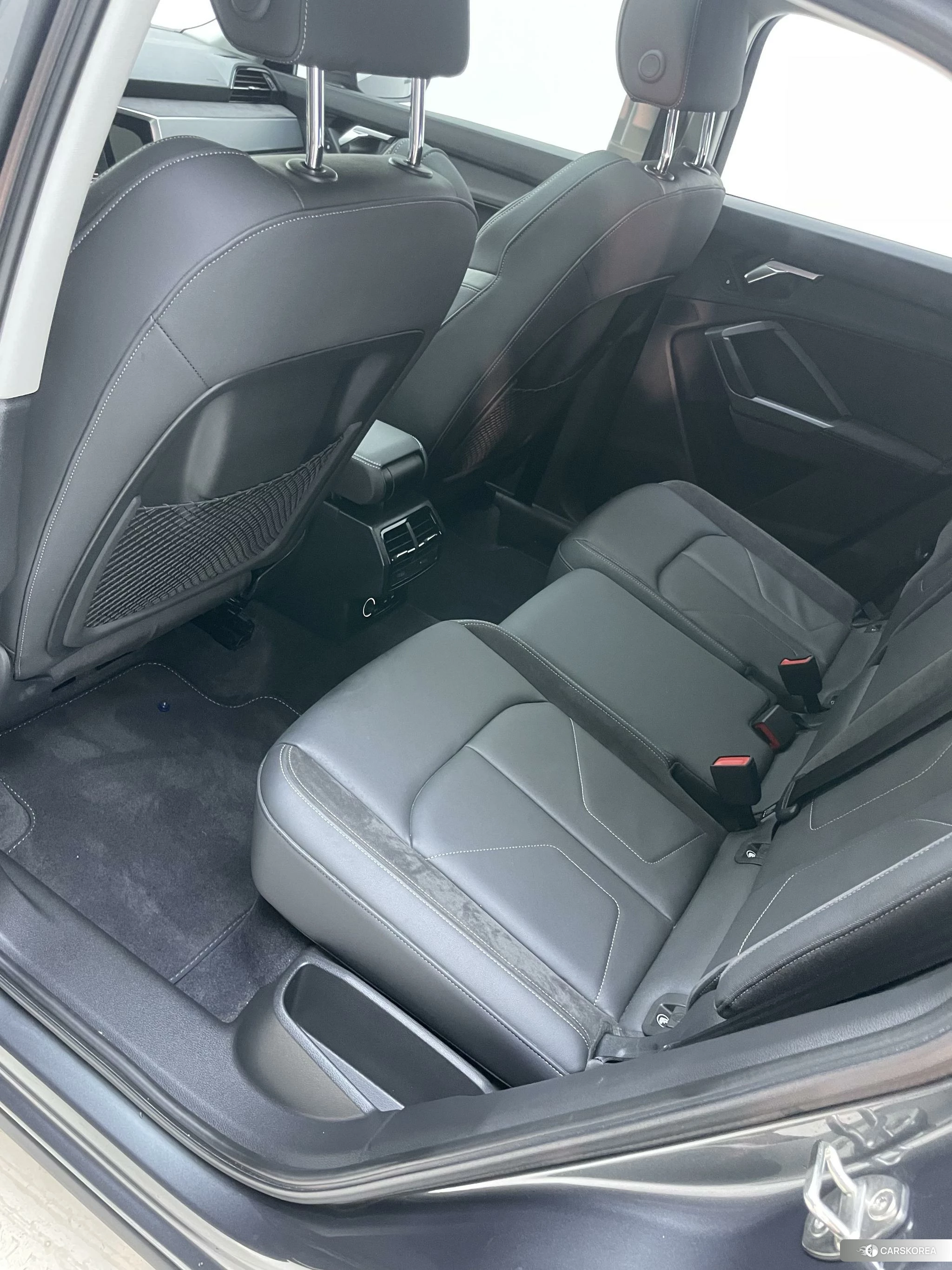 Audi Q3 Sportback 2021 Темно-серый из Китая, фото 5