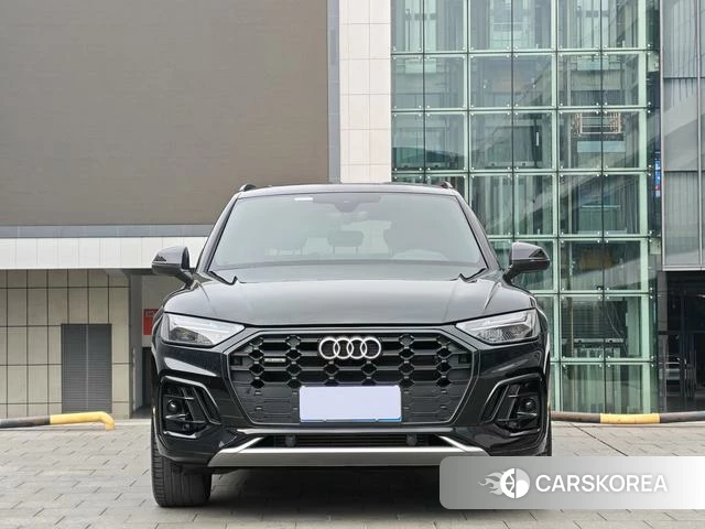 Audi Q5L 2024 Черный из Китая, фото 5
