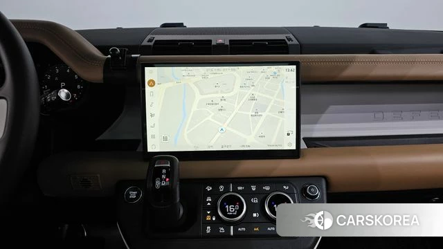 Land Rover Defender (L663) 2025 Черный из Кореи, фото 5