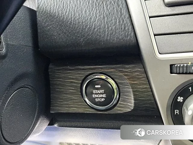 Ssangyong Korando Turismo 2018 Белый из Кореи, фото 5