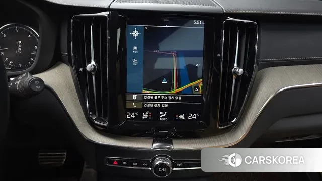 Volvo XC60 second Generation 2019 Белый из Кореи, фото 5