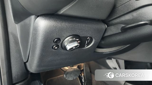 Mini Cooper 2022 Серебристо-серый из Кореи, фото 5