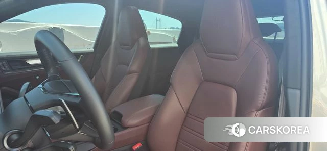 Porsche Cayenne (PO536) 2024 Жемчужный цвет из Кореи, фото 5