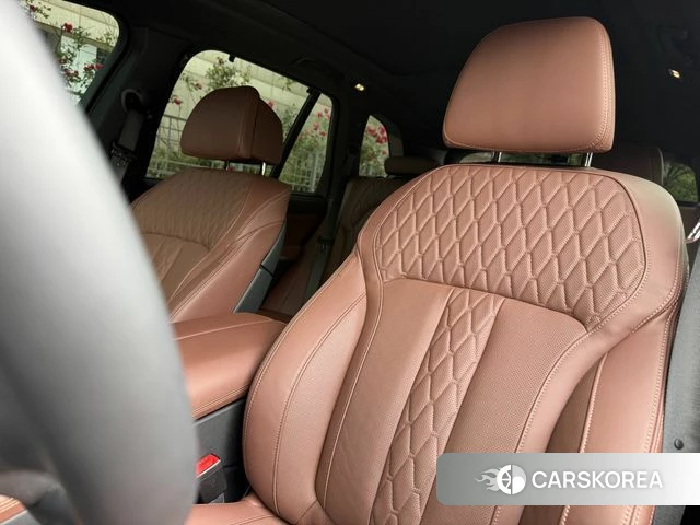 BMW X5 (G05) 2025 Небесно-голубой из Кореи, фото 5