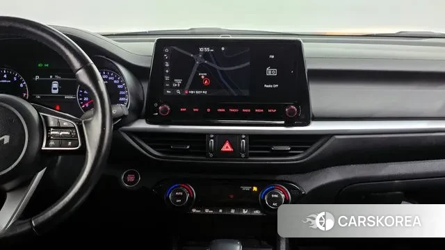 Kia The New K3 2nd generation 2021 Белый из Кореи, фото 5