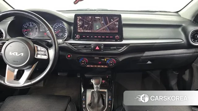 Kia The New K3 2nd generation 2021 Белый из Кореи, фото 5