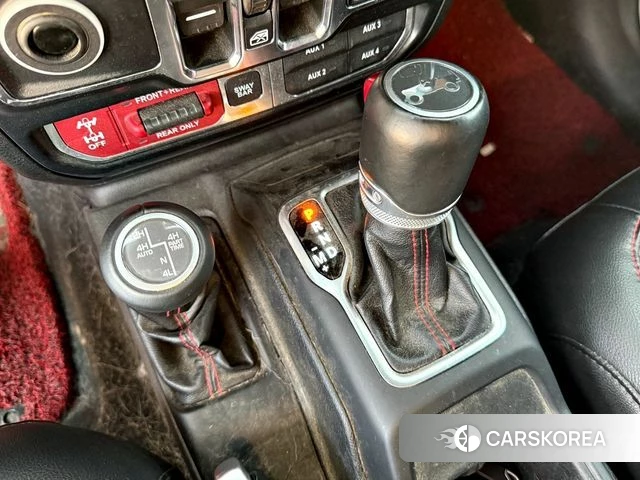 Jeep Wrangler (JL) 2019 Белый из Кореи, фото 5